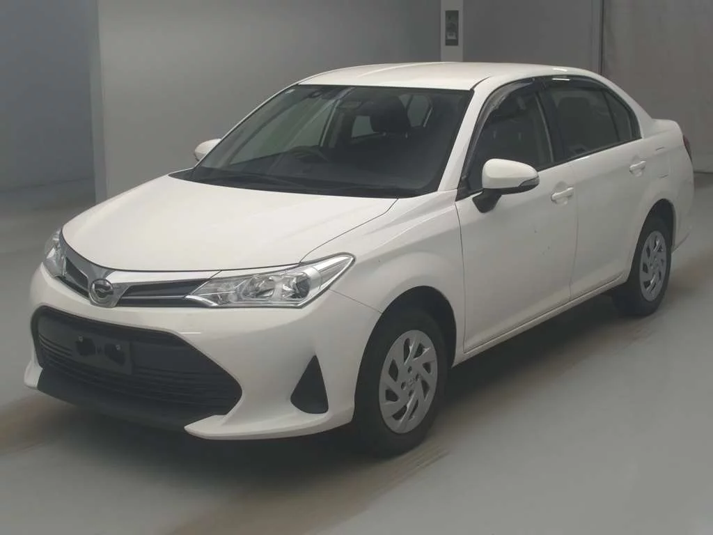 Toyota Corolla Axio NZE164 2021